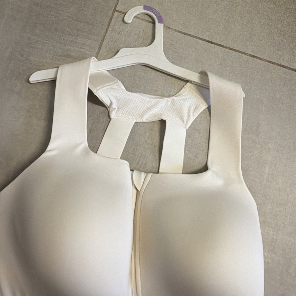 All in Motion High Support Front Zip Sports Bra Cream 38DD Adjustable Straps - Picture 3 of 10